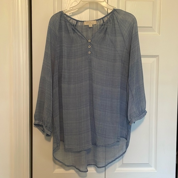 Olive & oak xl blue/white tunic. 3/4 sleeves. Sheer. Check. Longer in front. - Picture 2 of 5